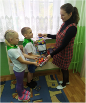 Реализация институционального проекта волонтерского отряда «Добрые сердца» Акция «Собери пластиковые крышки – помоги Природе и Армии» Дежурная группа №6 Реализация институционального проекта волонтерского отряда «Добрые сердца» Акция «Собери пластиковые крышки – помоги Природе и Армии» Дежурная группа №6.