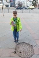 Офлайн взаимодействие с семьями воспитанников по развитию навыков безопасного поведения и общественной безопасности «Безопасность дома и на улице» Дежурная группа № 8 Офлайн взаимодействие с семьями воспитанников по развитию навыков безопасного поведения и общественной безопасности «Безопасность дома и на улице» Дежурная группа № 8.