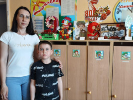 Выставка детско - родительского творчества «Славной Победе посвящается» (дежурные группы №6, №7, №8) Выставка детско - родительского творчества «Славной Победе посвящается» (дежурные группы №6, №7, №8).