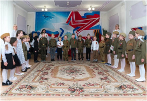 Праздник, посвященный Дню Победы «Друзья, не забывайте нас…» (дежурная группа №6) Праздник, посвященный Дню Победы «Друзья, не забывайте нас…» (дежурная группа №6).