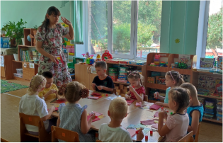 Тематическое занятие «В крестьянском доме в имении помещика» Дежурная группа № 4 Тематическое занятие «В крестьянском доме в имении помещика» Дежурная группа № 4.
