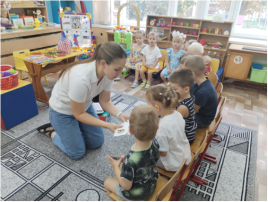 Очное участие родителей в реализации ОП «Гость группы» «Знакомство с профессией учитель английского языка» Дежурная группа №3 Очное участие родителей в реализации ОП «Гость группы» «Знакомство с профессией учитель английского языка» Дежурная группа №3.