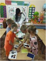 Очное участие родителей в реализации ОП «Гость группы» «Знакомство с профессией «швея» (дежурная группа №6) Очное участие родителей в реализации ОП «Гость группы» «Знакомство с профессией «швея» (дежурная группа №6).
