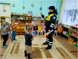 Развлечение «Пешеход, знай всегда, где переход!» Дежурная группа № 2 Развлечение «Пешеход, знай всегда, где переход!» Дежурная группа № 2.