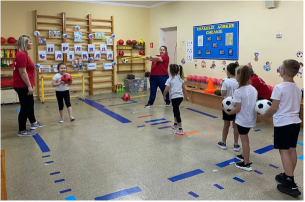 Отчет о деятельности бесплатной дополнительной образовательной услуги «Мини – баскетбол» Отчет о деятельности бесплатной дополнительной образовательной услуги «Мини – баскетбол».