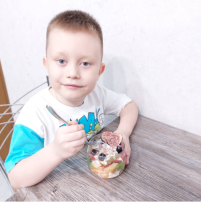 Офлайн взаимодействие с семьями воспитанников подготовительной группы компенсирующей направленности № 11 «Искусство на тарелке» Офлайн взаимодействие с семьями воспитанников подготовительной группы компенсирующей направленности № 11 «Искусство на тарелке».